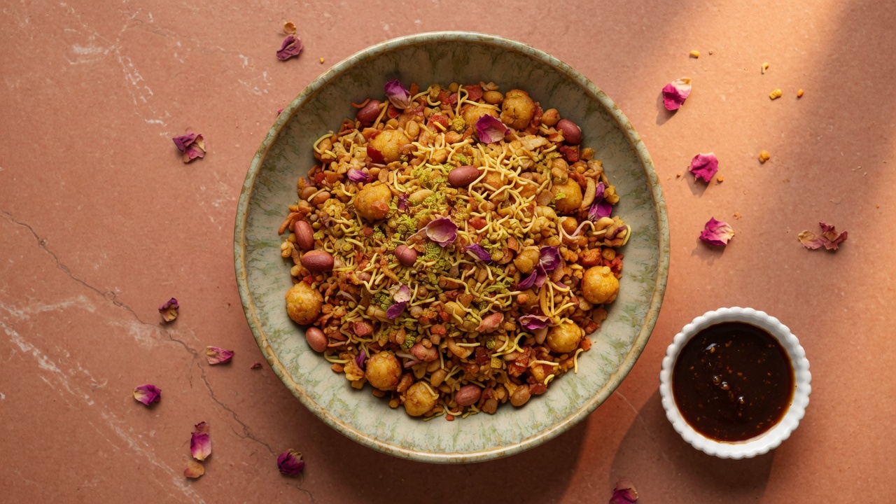 Channa Bhatta & Chevdo